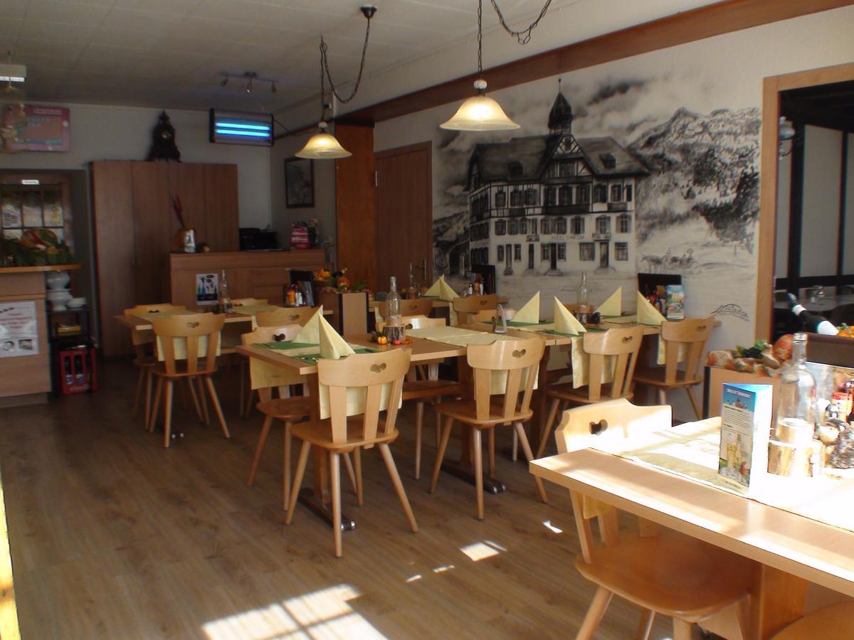 Hotel Restaurant Simplon Frutigen Eksteriør billede